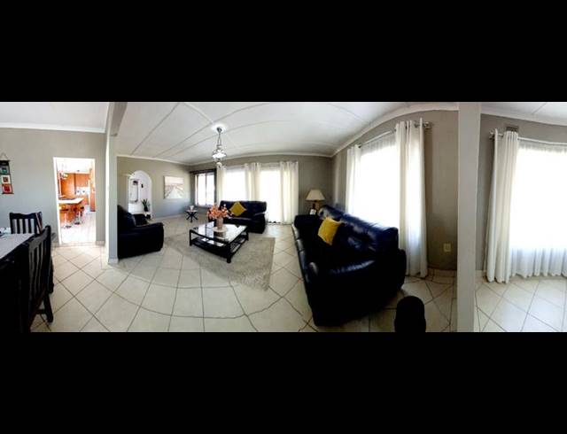 4 BEDROOM HOUSE FOR SALE IN CRAIGIEBURN